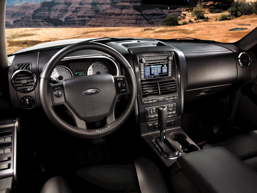  Ford Explorer Sport Trac 2006 года  (фото 2 из 24)